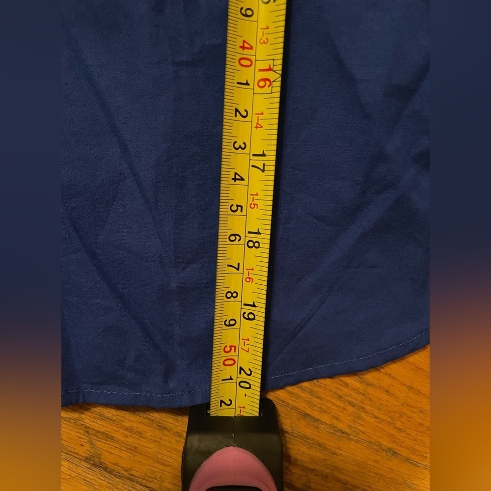 Banana Republic The Boxy Crop Shirt in Horizon Line Blue - Picture 9 of 10